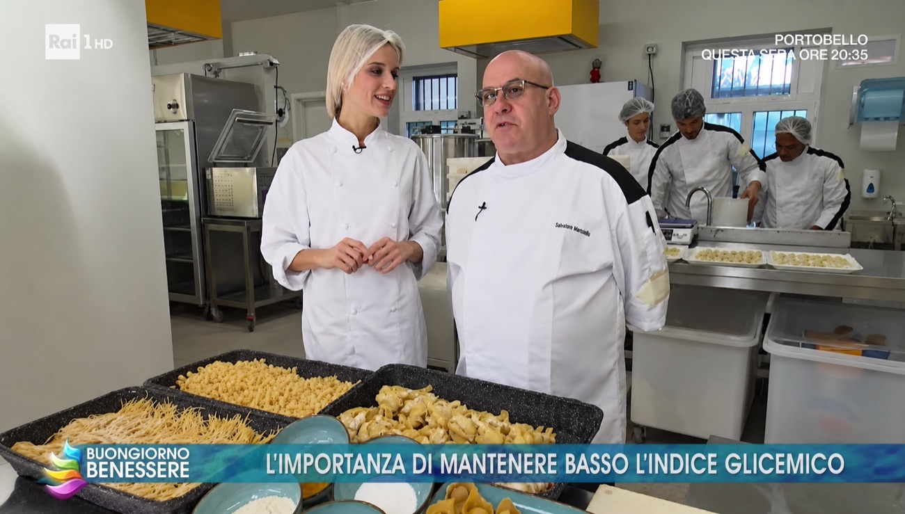 Raimondo Mendolia in cucina professionale